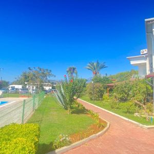 Demirtaş Tatil Sitesi – Denize Sıfır 2+1 Villa Fırsatı